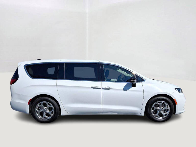 2024 Chrysler Pacifica Limited