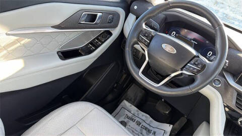 2025 Ford Explorer Platinum