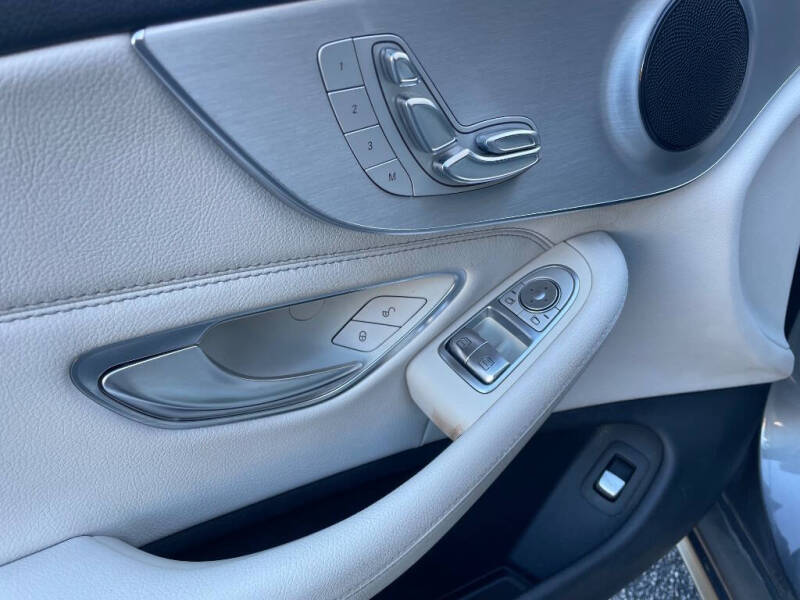 2017 Mercedes-Benz C-Class C 300