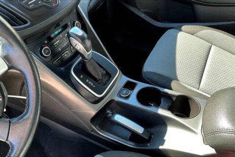 2017 Ford C-MAX Hybrid SE