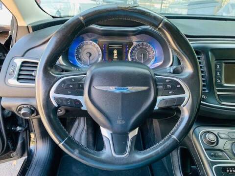 2016 Chrysler 200 Limited