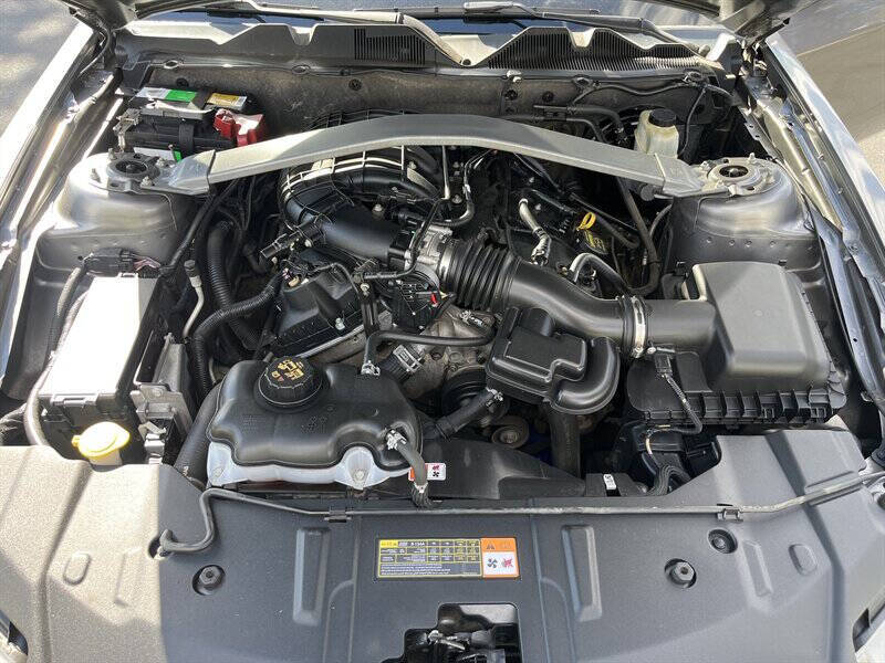 2014 Ford Mustang V6