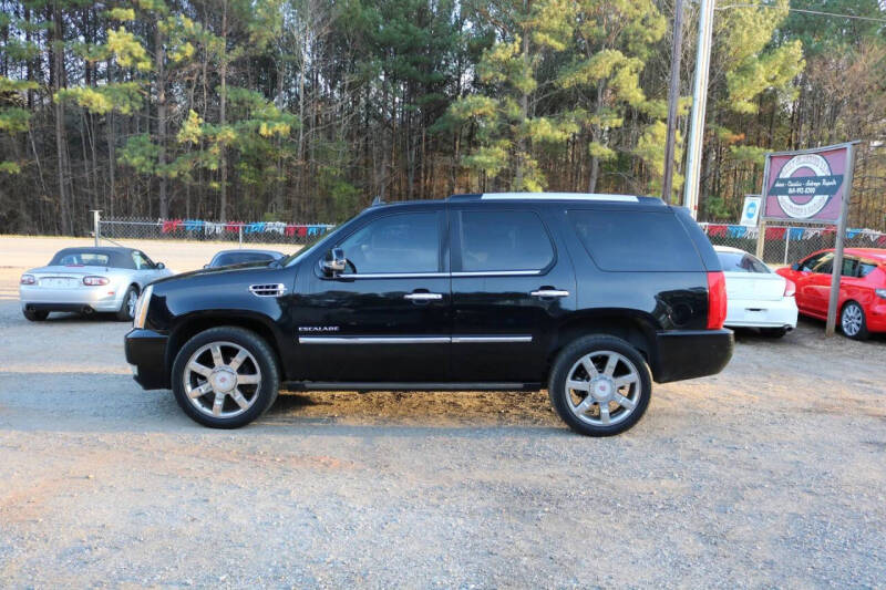 2011 Cadillac Escalade Premium
