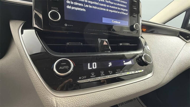 2022 Toyota Corolla LE