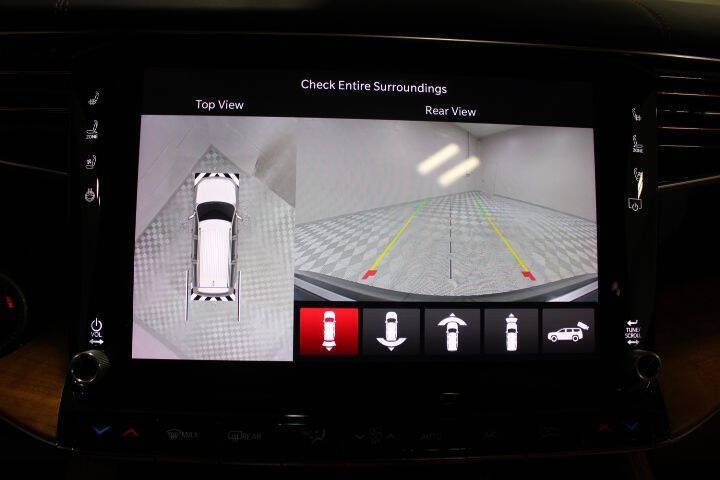 2022 Jeep Grand Wagoneer Series III