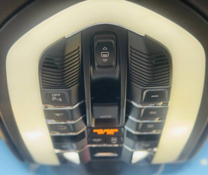 2017 Porsche Cayenne