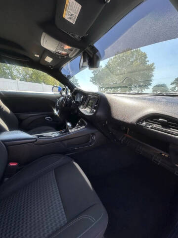 2020 Dodge Challenger SXT