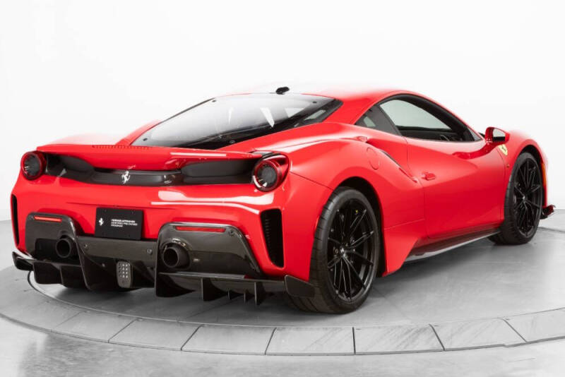 2020 Ferrari 488 Pista