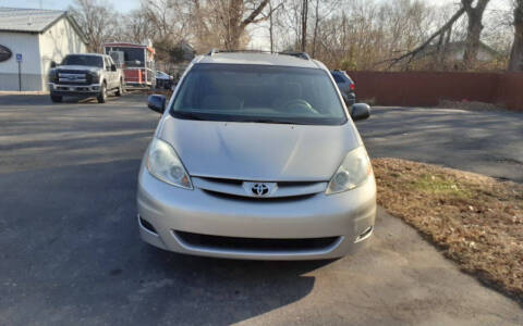 2006 Toyota Sienna CE 7 Passenger