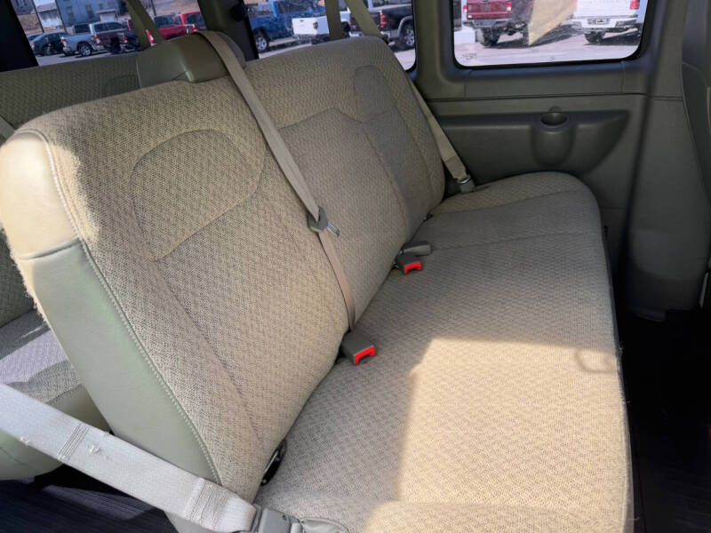 2022 Chevrolet Express 3500