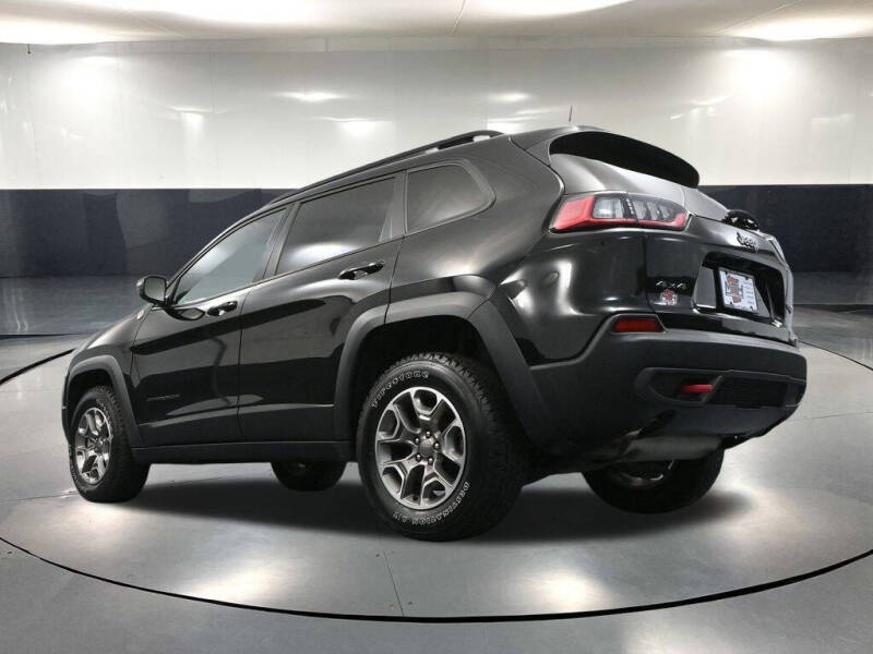 2022 Jeep Cherokee Trailhawk