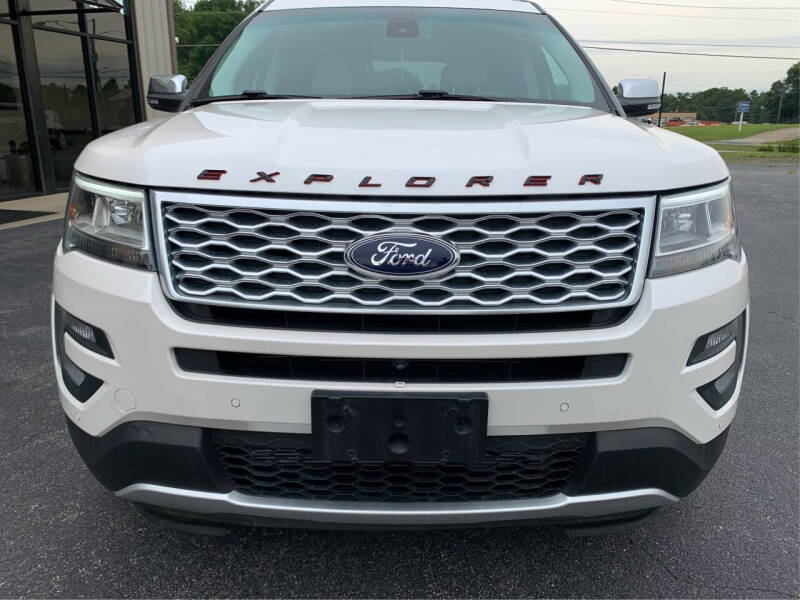 2017 Ford Explorer Platinum