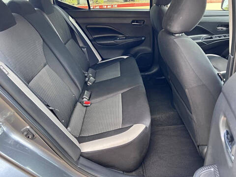 2020 Nissan Versa SV