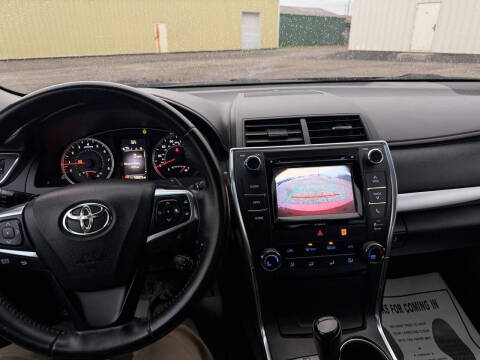 2016 Toyota Camry SE
