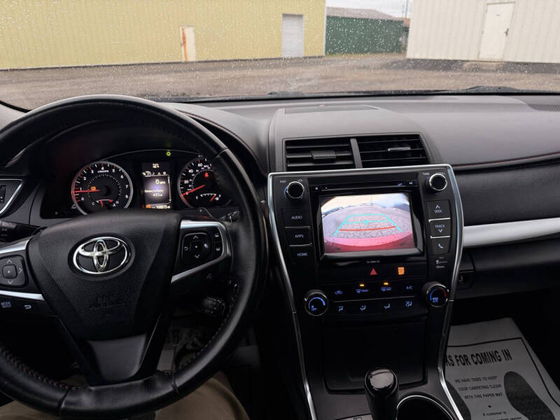 2016 Toyota Camry SE