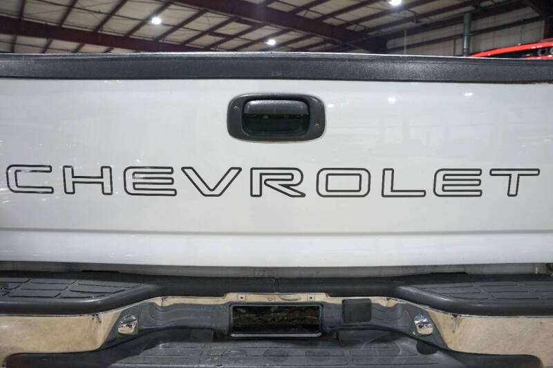 2000 Chevrolet Silverado 1500 LS