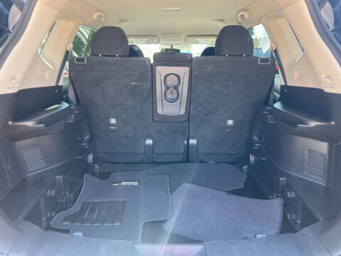 2016 Nissan Rogue SV