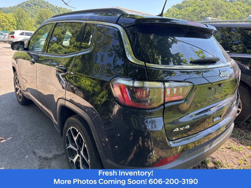 2024 Jeep Compass Latitude