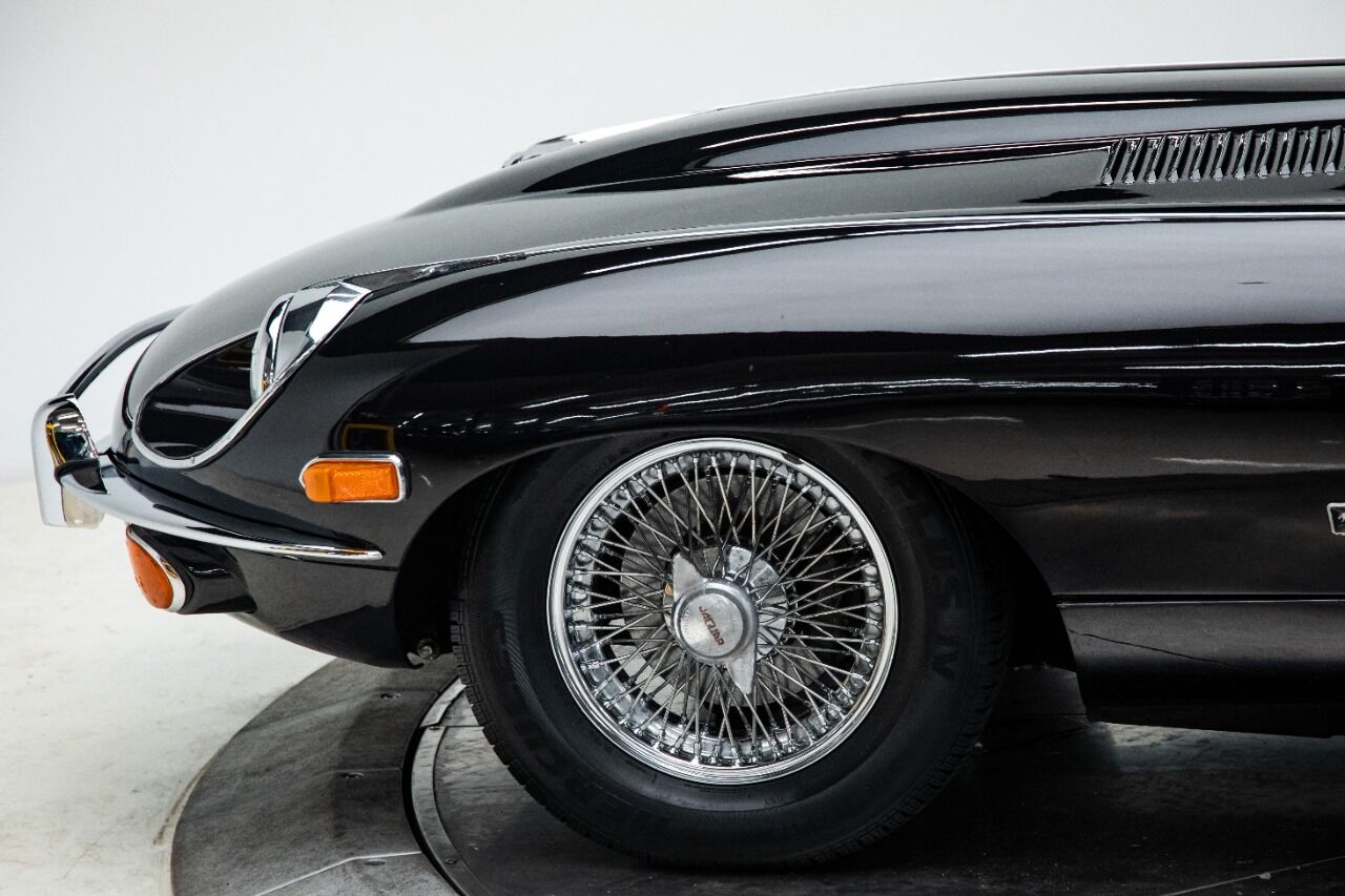 1969 Jaguar XK-Series 14