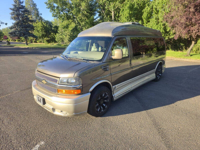 2014 Chevrolet Express Cargo Work Van's photo