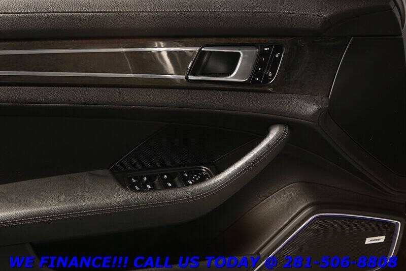 2017 Porsche Panamera