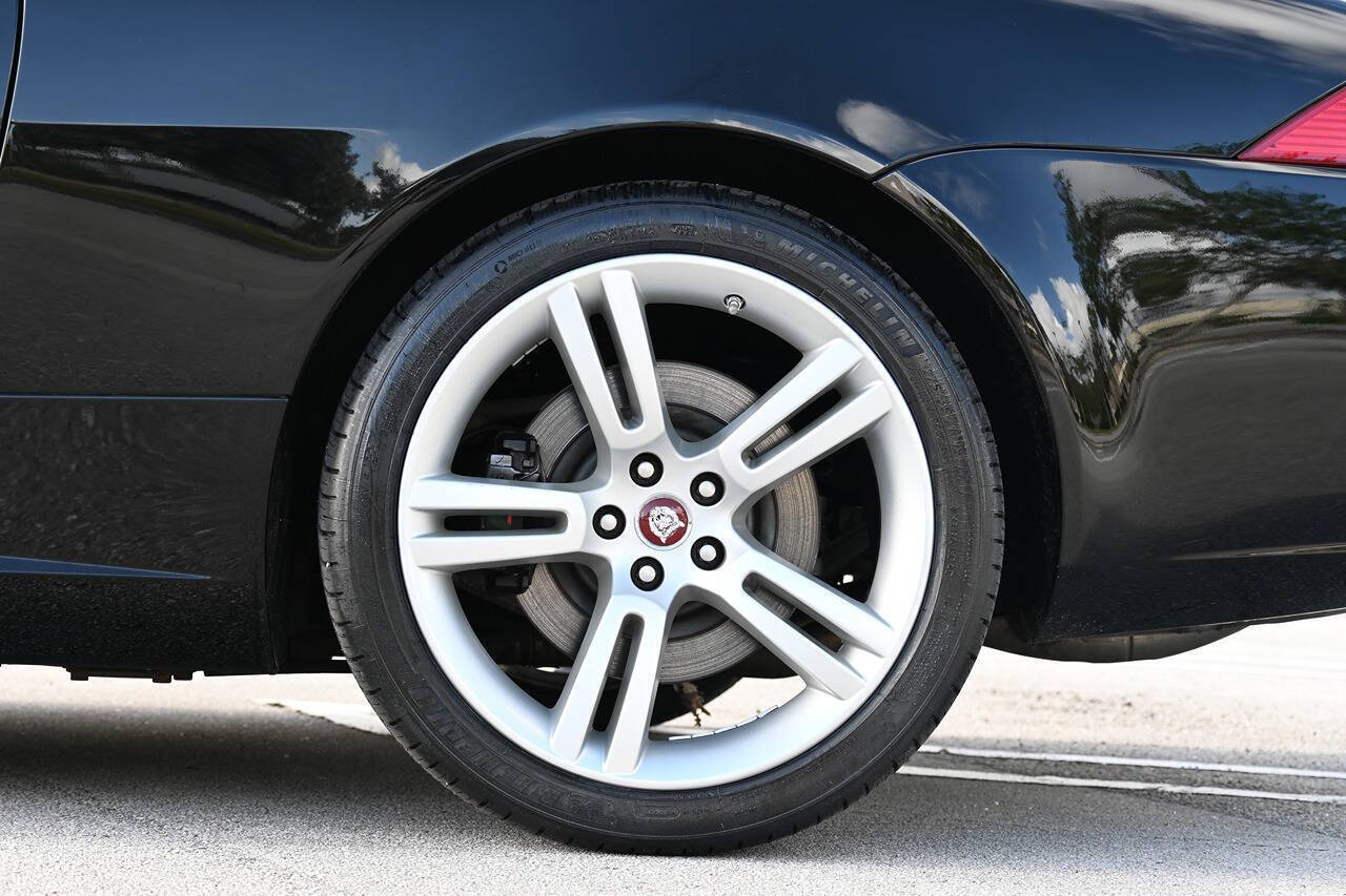 2007 Jaguar XK-Series 37