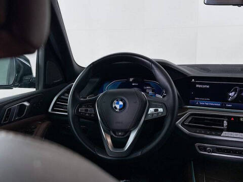 2023 BMW X5 xDrive45e