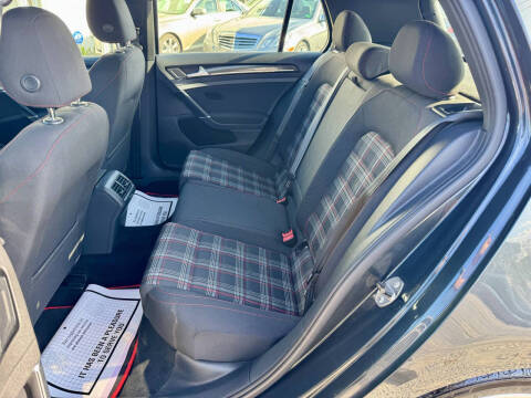 2015 Volkswagen Golf GTI S