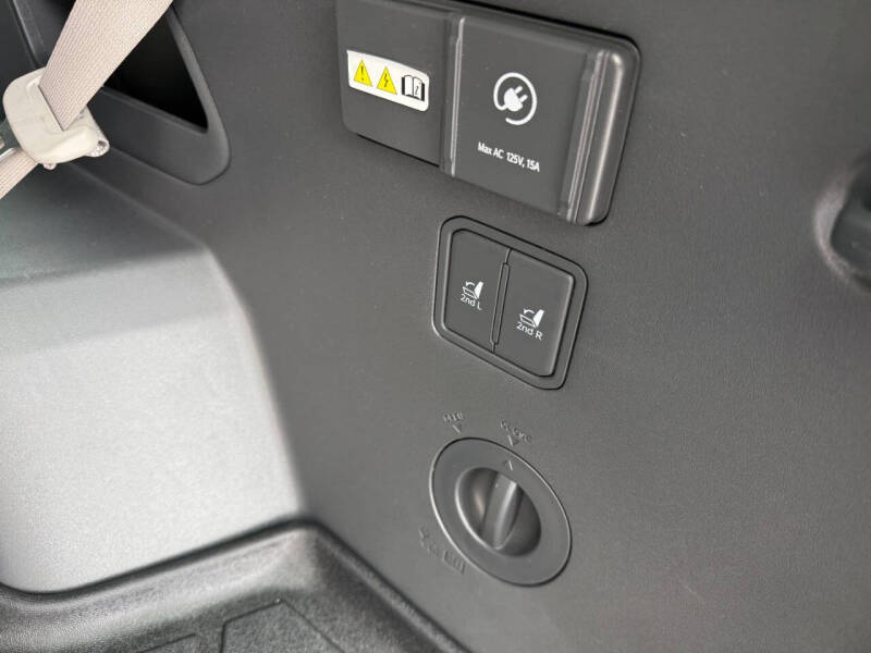 2024 Kia EV9 Wind