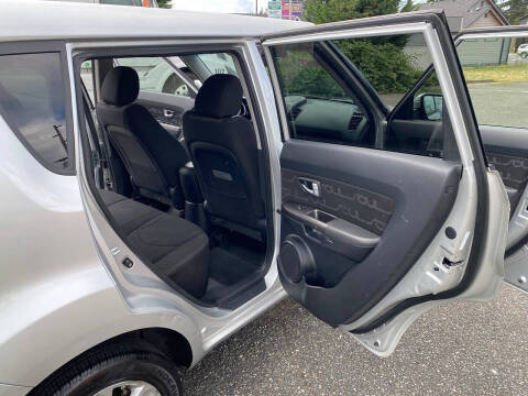 2012 Kia Soul +