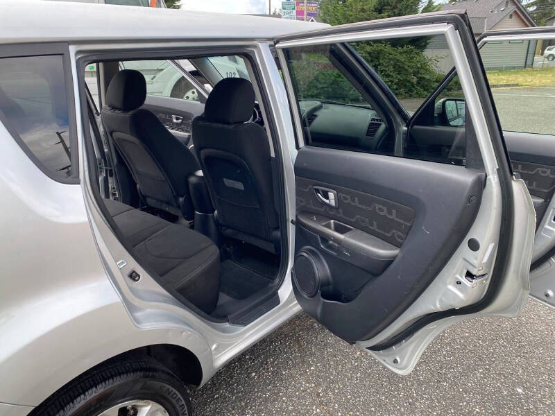 2012 Kia Soul +