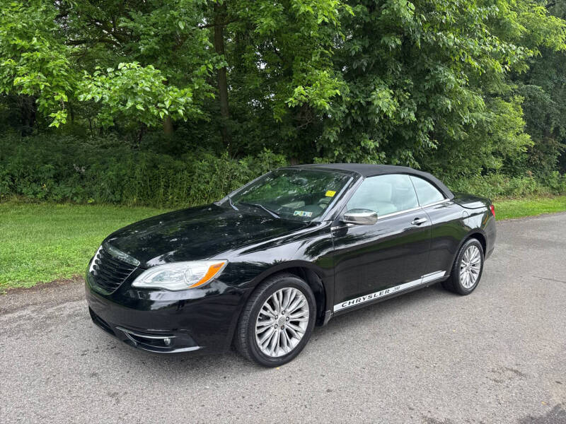 2012 Chrysler 200 Limited Convertible's photo