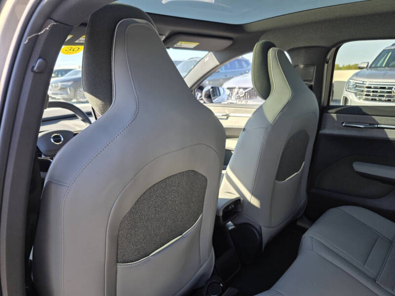 2026 Volvo EX30 Plus