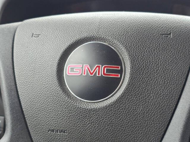 2022 GMC Savana 2500