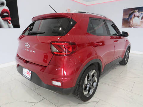 2023 Hyundai Venue SEL