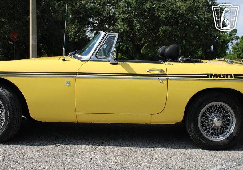 1975 MG B