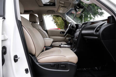 2017 Nissan Armada Platinum