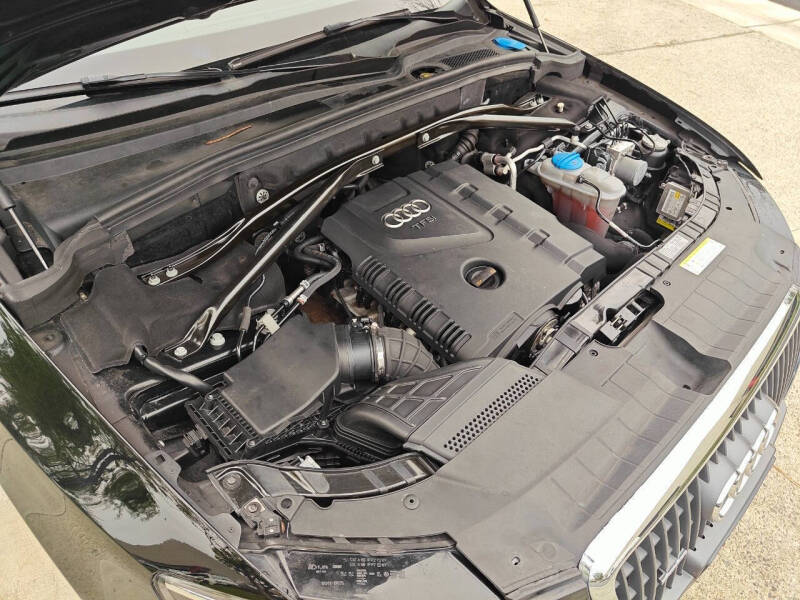 2012 Audi Q5 2.0T quattro Premium Plus