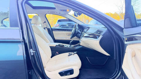 2016 BMW 5 Series 528i