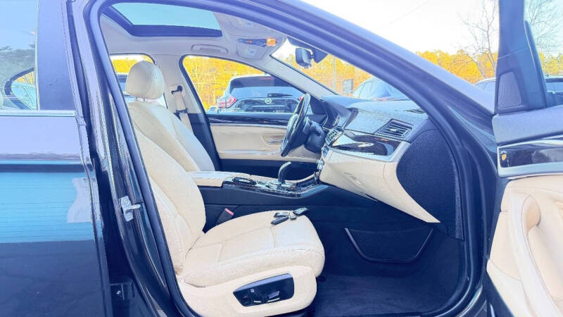 2016 BMW 5 Series 528i