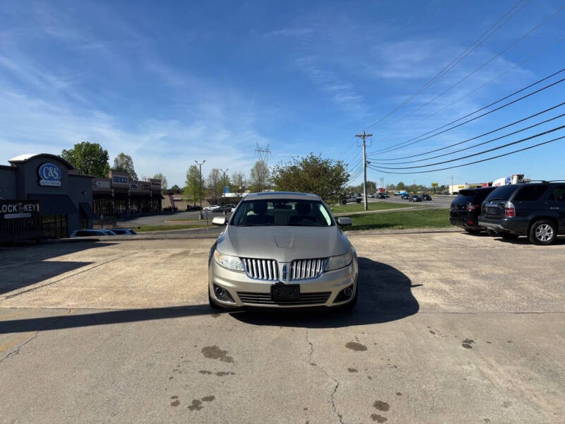 2011 Lincoln MKS