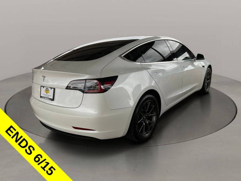 2020 Tesla Model 3 Standard Range Plus