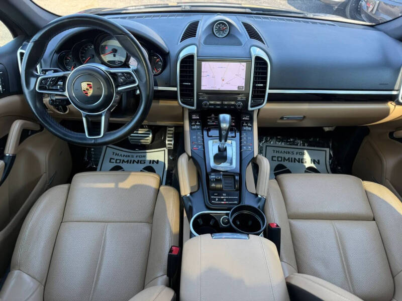 2018 Porsche Cayenne S