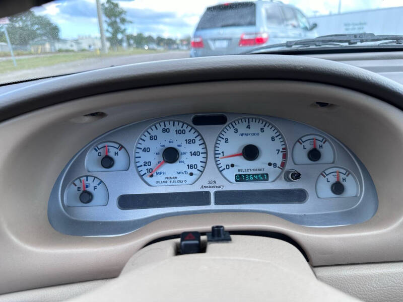 1999 Ford Mustang COBRA SVT photo 10