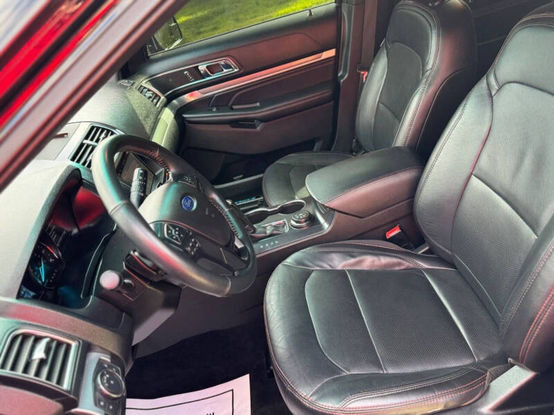 2018 Ford Explorer Sport