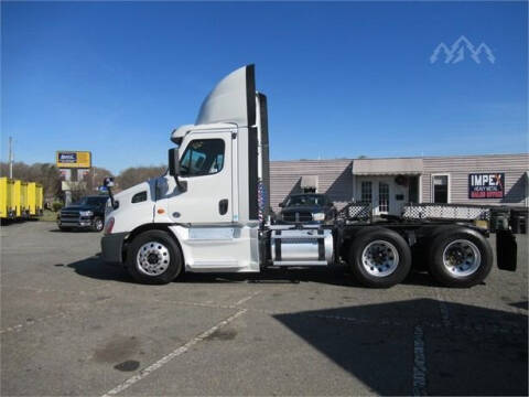 2016 Freightliner Cascadia