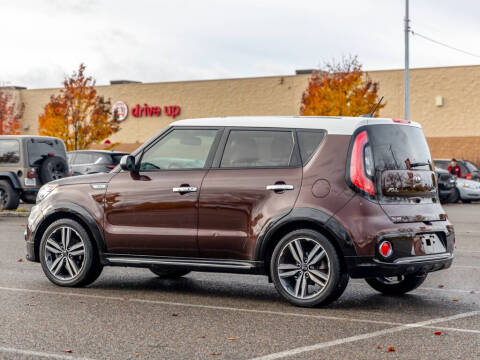 2017 Kia Soul +