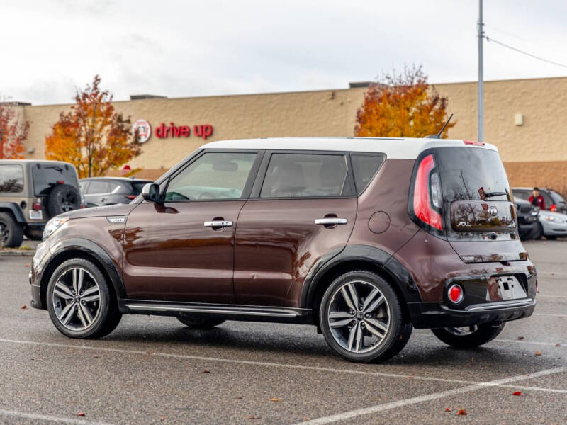 2017 Kia Soul +