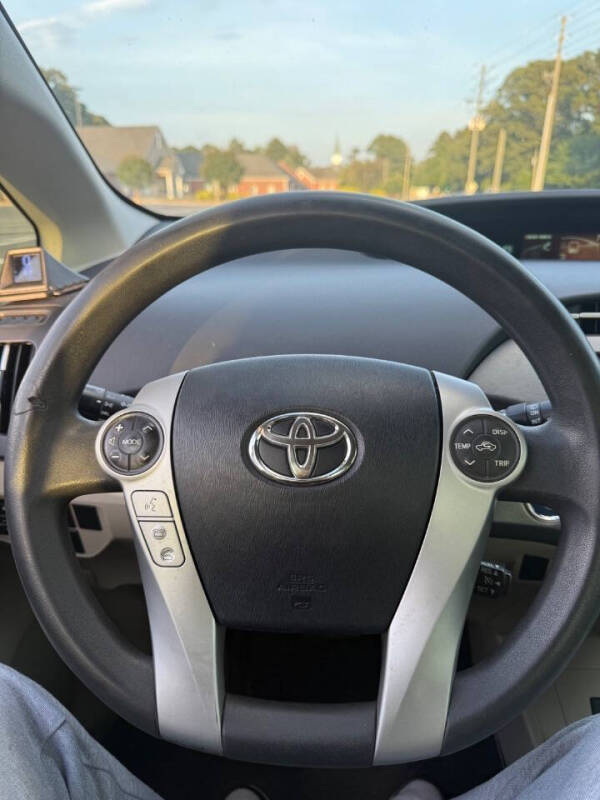 2013 Toyota Prius Three