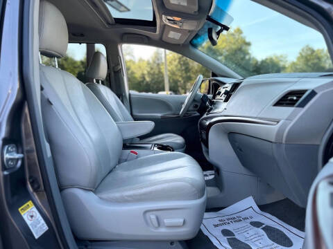 2013 Toyota Sienna
